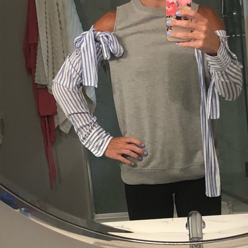 Sweatshirt / blouse
